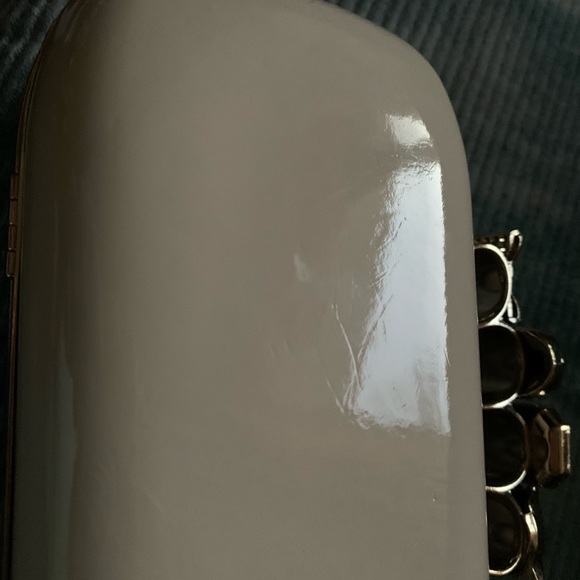 Beautiful Vintage Clutch with chain - Picture 5 of 6